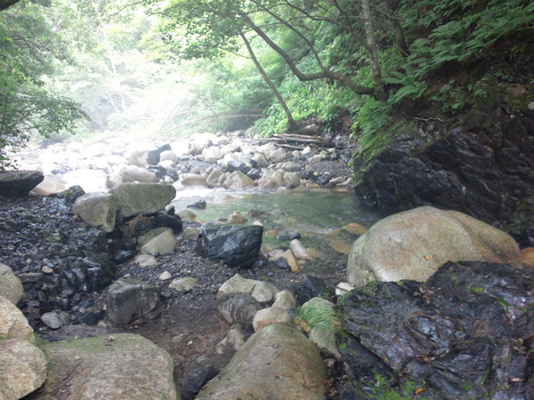 涼,安曇野,沢