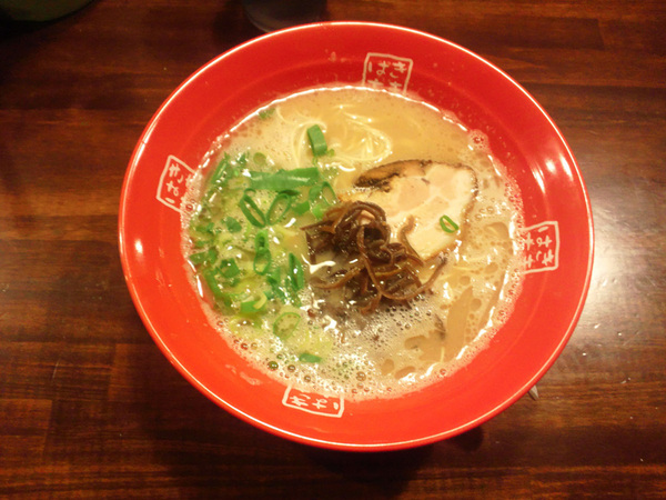 豚骨ラーメン